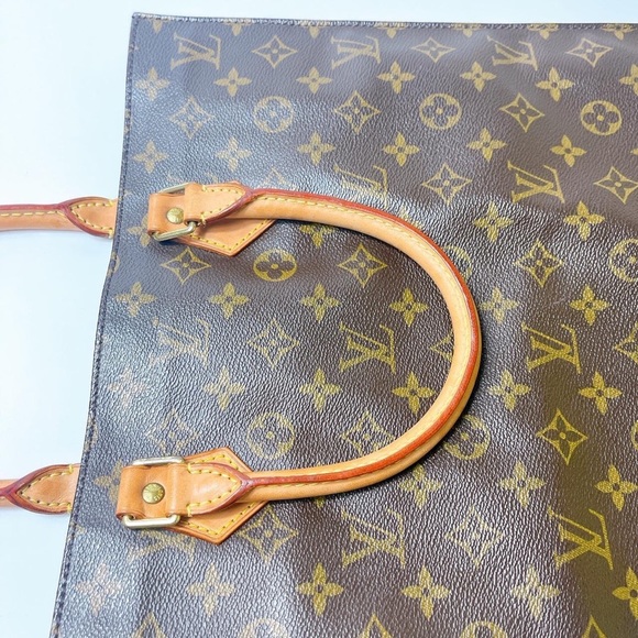 Beautiful and modern Authentic LOUIS VUITTON monogram Sac Plat tote bag - Picture 3 of 8